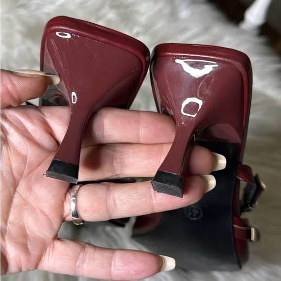Elegant Burgundy Women's Slip on Kitten Heels - Brand New - Picture 3 of 7